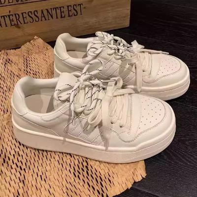 Кожаная платформа белые туфли женские 2025 новые немецкие тренировочные туфли круглый носок шнуровка спортивная и повседневная обувь универсальная дышащая обувь для скейтборда