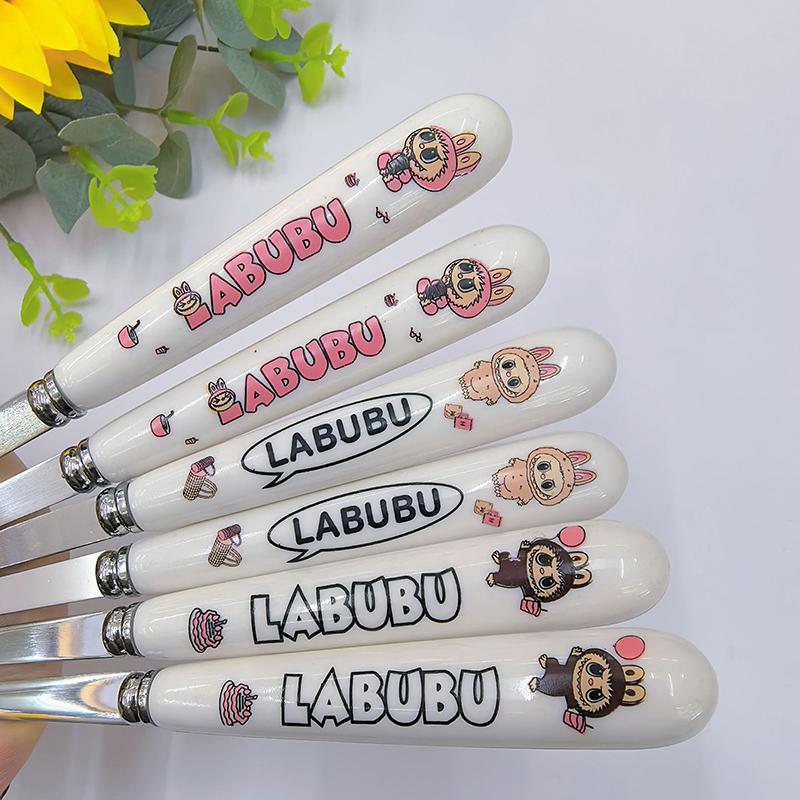 Милый набор столовых приборов из нержавеющей стали Labubu, состоящий из двух предметов, детская посуда с ручками из полипропилена, переносная вилка, ложка, детские товары