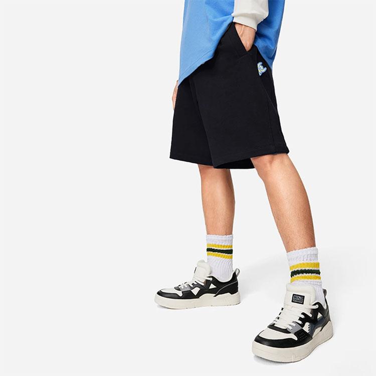Li Ning X Disney Letter Mid Waist Удобные свободные прямые повседневные шорты мужские шорты черные AKSU323-3