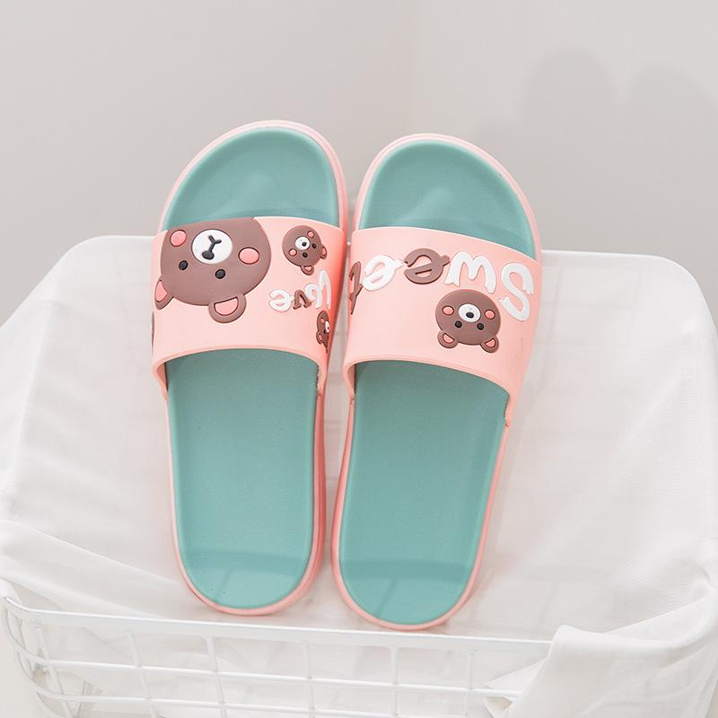 Крутые тапочки для женщин, летняя одежда для улицы, дома, дома, мультфильм, милая ванная комната, износостойкие, крутые тапочки, новая обувь 2025 года