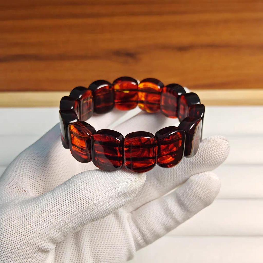 Женский Браслет из Квадратного Медового Воска с Кровяным Янтарём - Универсальное Украшение в Китайском Стиле