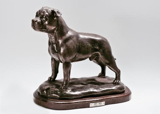 Staffordshire Bull Terrier, Staffy - Exclusive Dog Figurine, Luxury Interior Decoration, Limited Edition Figures from the Art-Dog Brand