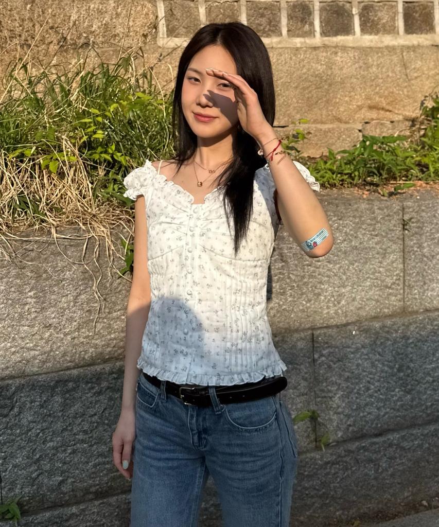 LOTSYOU Lotsyou_Ella Blouse Ivory