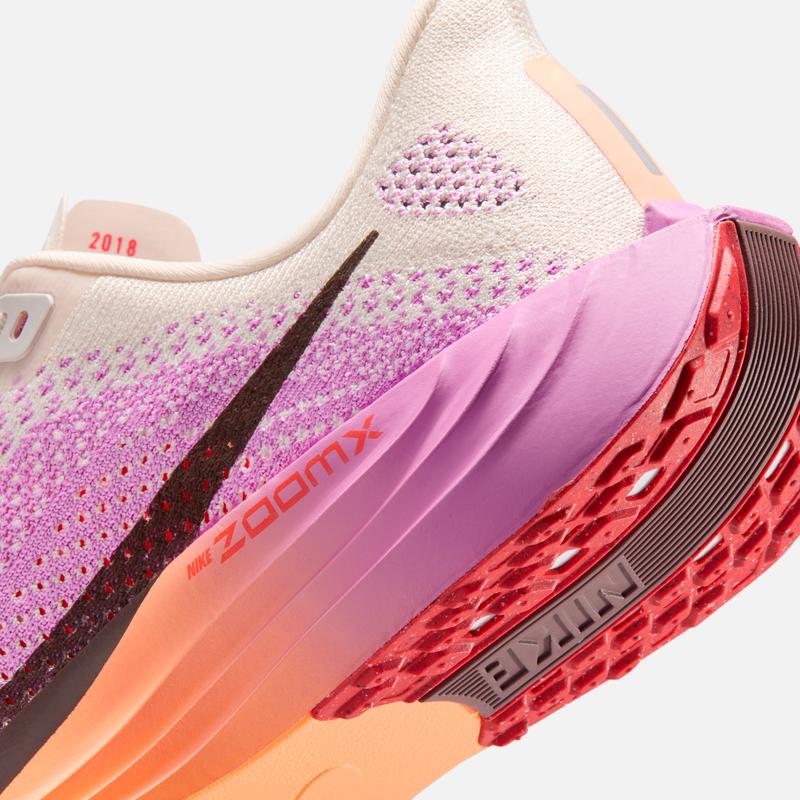 Nike Women's Cushioning Professional Running Shoes for Summer Road Use NIKE PEGASUS PLUS FQ7261
