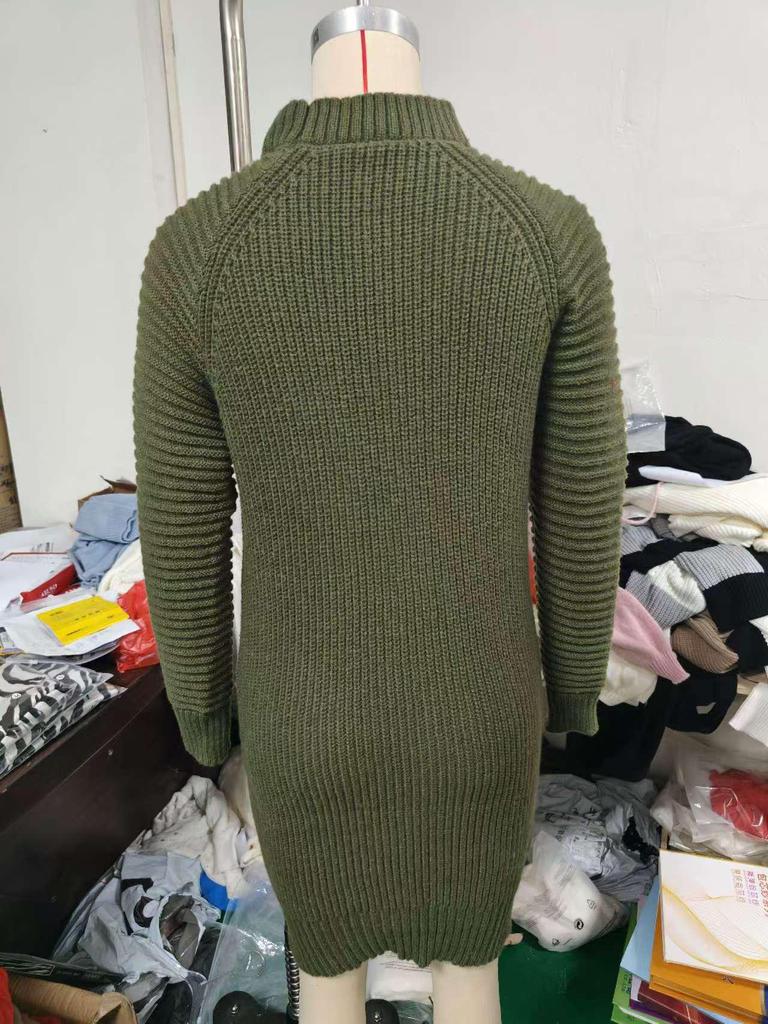 Платье-свитер с высоким воротником Осень/Зима 2024: Женский трикотаж с длинным рукавом в европейском и американском стиле