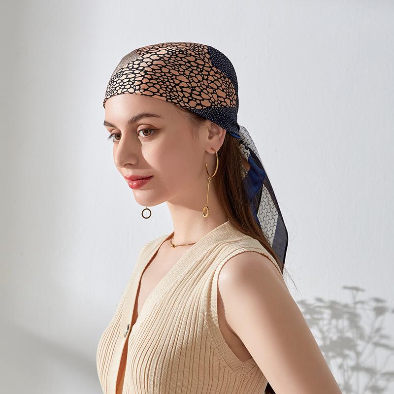 2024 New 70 CM Silk Shirt Decoration Small Square Scarf Fashionable And Versatile Commuting Scarf Neck Protection Scarf