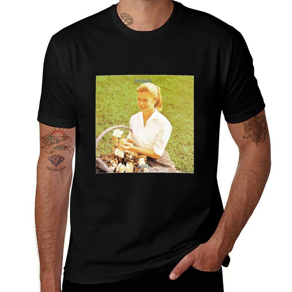 Betty Helmet 1 Tshirt High Elasticity Sports Tshirt