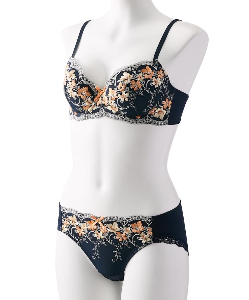 Innerwear Random Lucky Bra and Shorts Set Set [Nissen] Женский комплект, сумка, 3 предмета (Триумф) 3 шт (случайный) Ф95/4Л