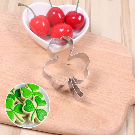 7Pcs/Set Easter Cookie Cutter Bunny Egg Carrot Flower Shamrock Shape Food Grade Stainless Steel Press Biscuit Cutting Mold Kit Kitchen Baking Tools