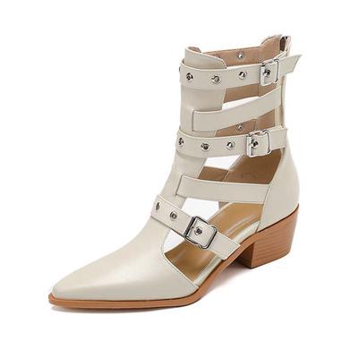 Krazing Pot Кожа коровы Острый носок Размер 43 Массивные каблуки Летние ботинки Заклепки Мода Ажурные Пряжка на ремне Ботильоны