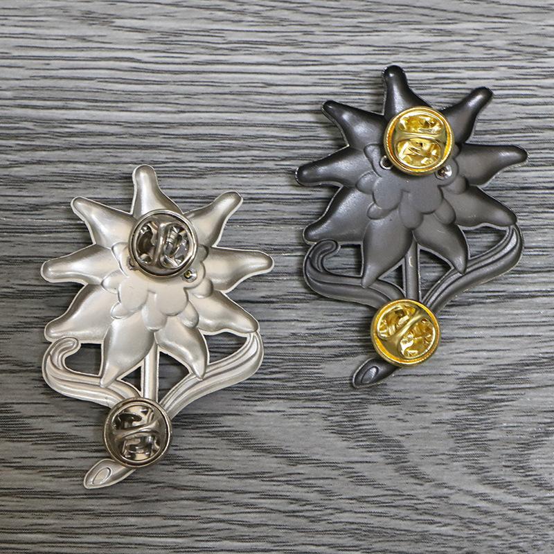 Snow Flower Accessories Medals And Badges Beautiful Design Collectible Items Perfect For Gifts Awards And Decoration