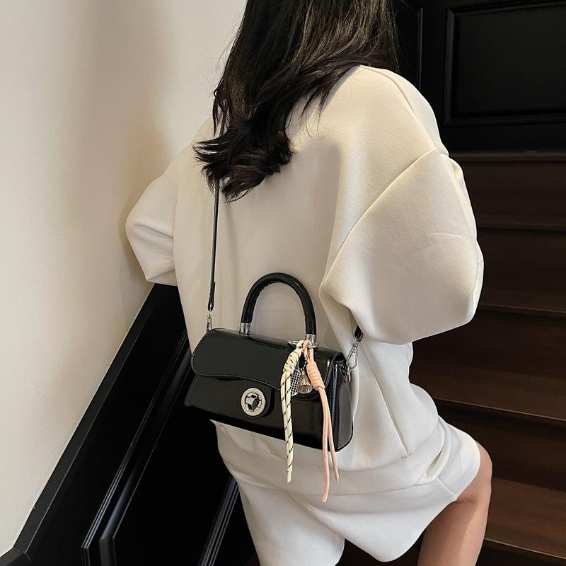 Handbag New Shoulder Bag Versatile Fashion Small Square Bag