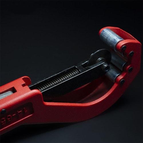 Pipe Cutter, Cutting Capacity 14-65mm, Stainless Steel Tube Cutter, Compatible with Copper Pipe, Aluminum Pipe, Thin-Walled Stainless Steel Pipe, and