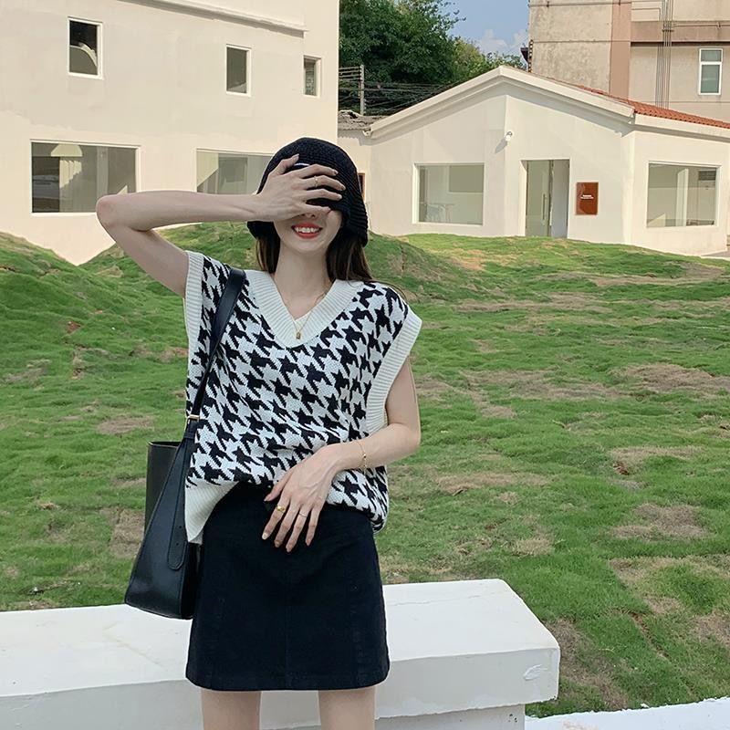 Pullover Vest Women Outwear Knitted Vest Sweater 2023 Spring Loose Korean Edition Outwear V Neck Sweater Tank Top Female Coat