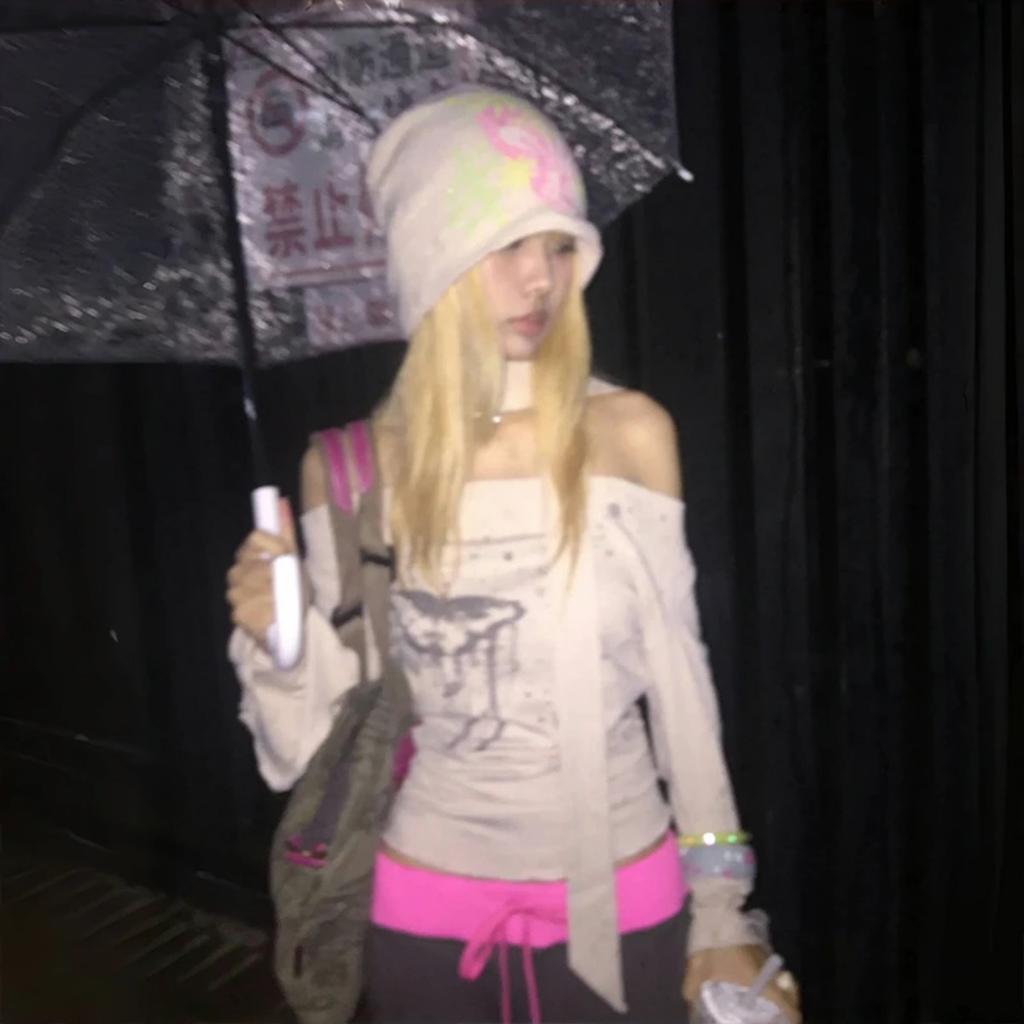 2KWEIRD Japanese Y2k Off Shoulder Tops With Scarf Trashy 2000s Style Graffiti Print T-shirt Vintage Harajuku Flare Sleeve Tops