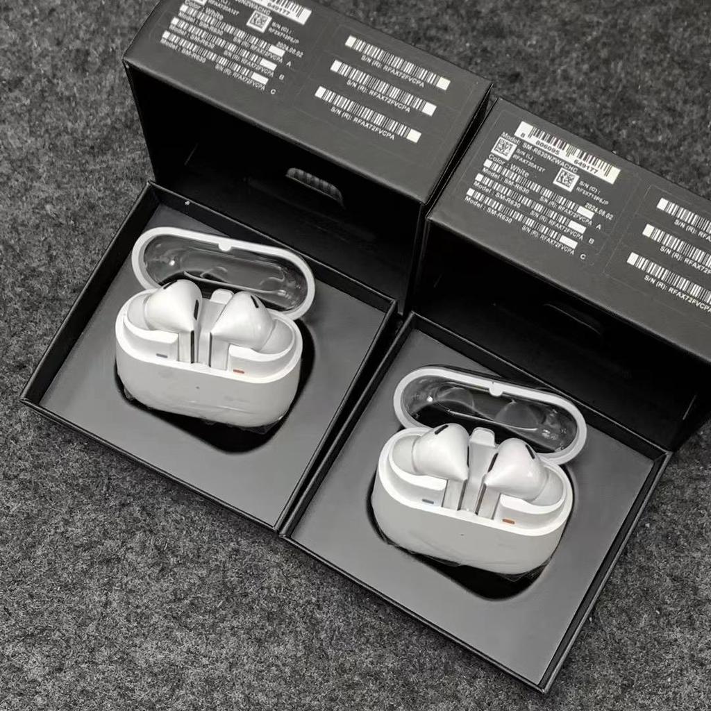 Беспроводные Bluetooth-наушники-вкладыши Samsung Galaxy Buds3 Pro