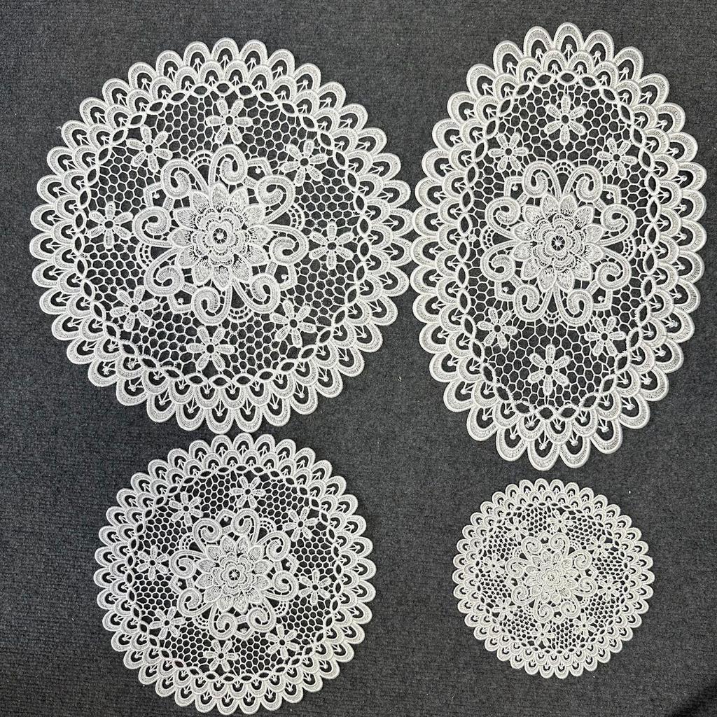 French Retro White Lace Round Placemat with Heavy Embroidery