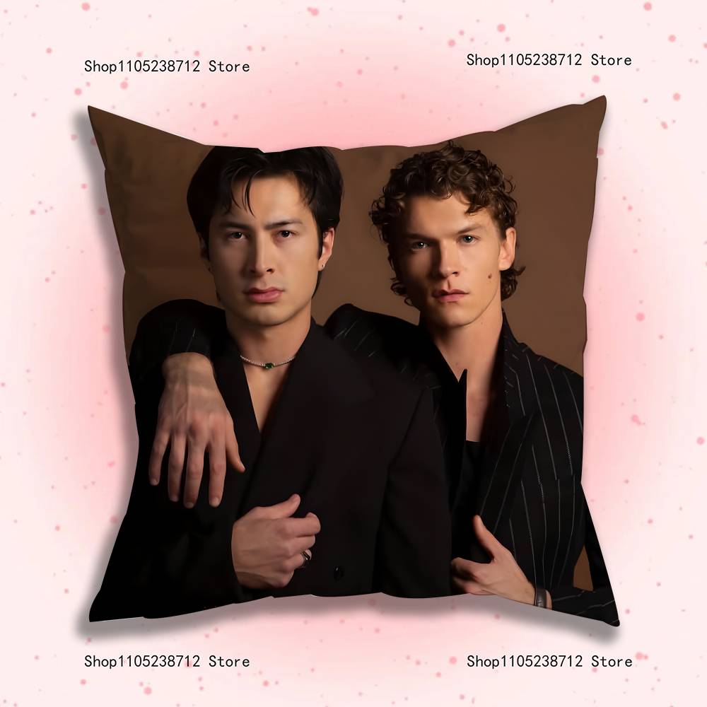 Vintage H-Heateds R-Rivalry Anime Pillow Case Anti-Dustmite Pillowcase Invisible Zipper Silky Short Plush Sofa Cushion Cover