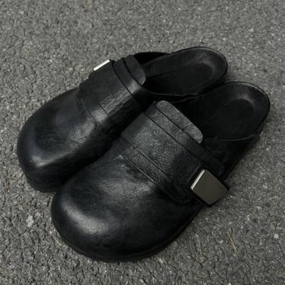 Удобные мягкие кожаные балетки женские модные с круглым носком, металлическим декором, повседневные сандалии, черные, для улицы, пляжные сандалии