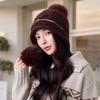 Autumn and winter hats, women's warm twist knitted hats, wool hats, simple and versatile, small face, cold-proof baotou hats, tide
