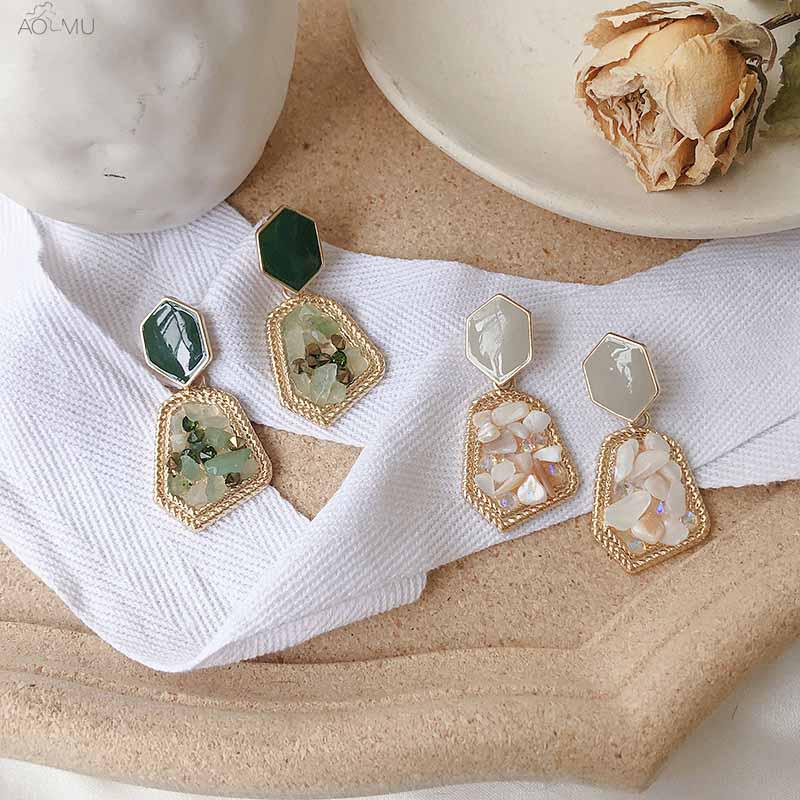Korean Geometric Palace Style Natural Stone Rainstone Drop Earrings for Women Trend Shell Rhombus Metal Pendientes Earring