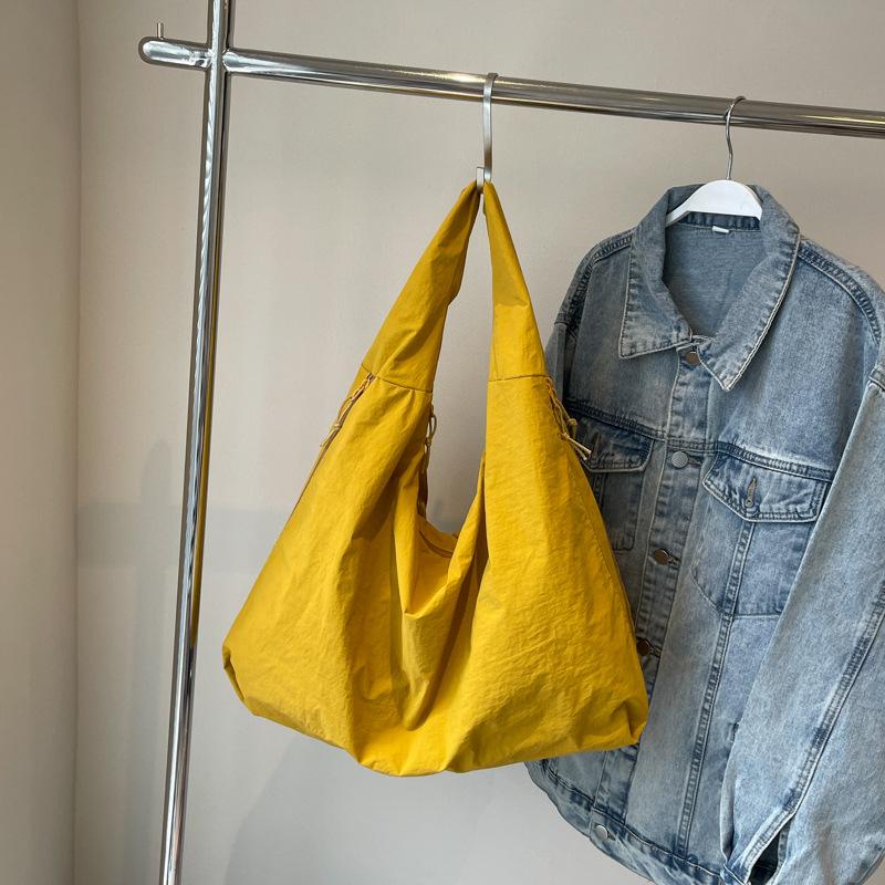 Nylon High Capacity Casual Shoulder Bags Commuting Interior Compartment Women's Bags On Sale Fashion Solid Color Handbags