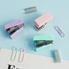 Портативный мини-степлер и набор скрепок для бумаги Macaron для офисных принадлежностей
