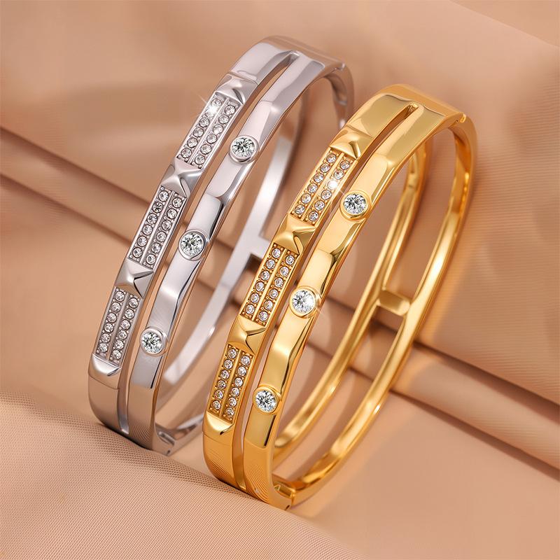 Titanium Design Light Luxury High-end Wide Version Hollow Full Bracelet
