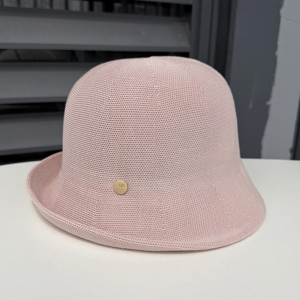 Niche metal standard crimped bucket hat women's casual simple washbasin hat spring and summer travel breathable sun hat