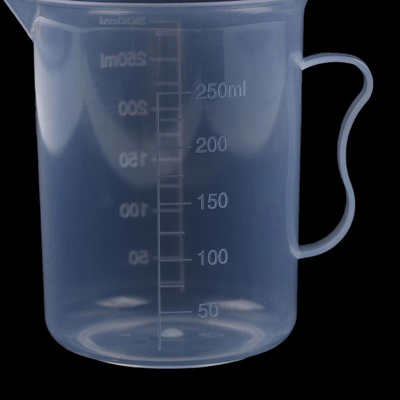 Пластиковый мерный стакан на 250 мл, кувшин с носиком, поверхность для кухни