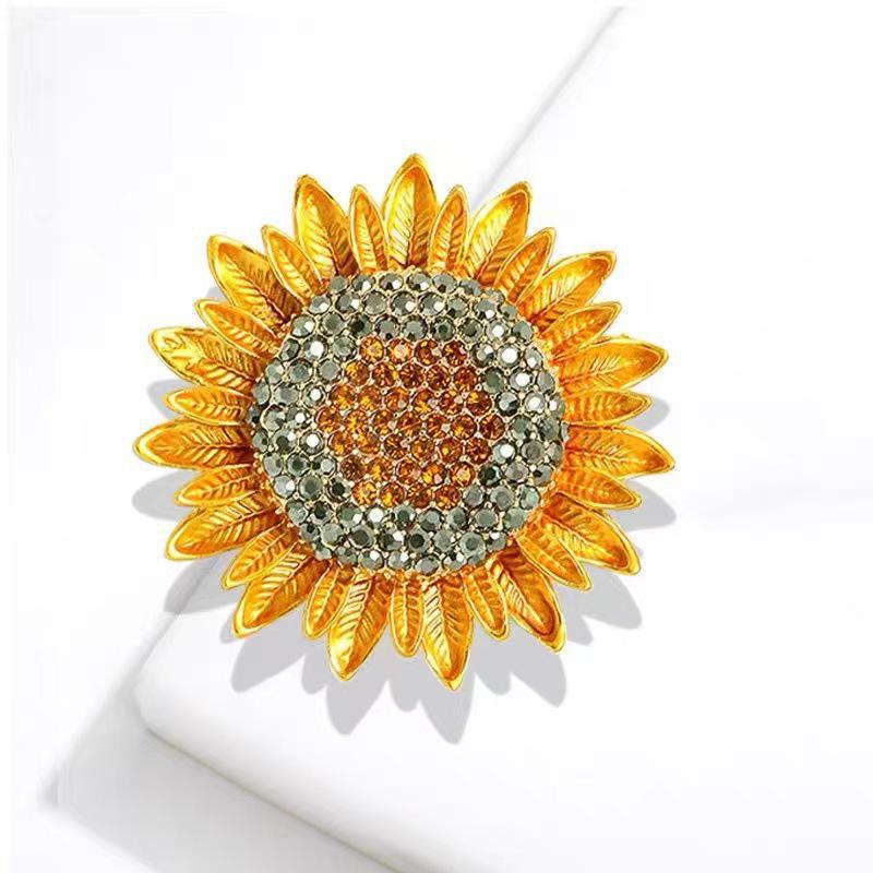 Sunflower Diamond Unisex Brooch: Versatile Fashion Accessory for Clothing