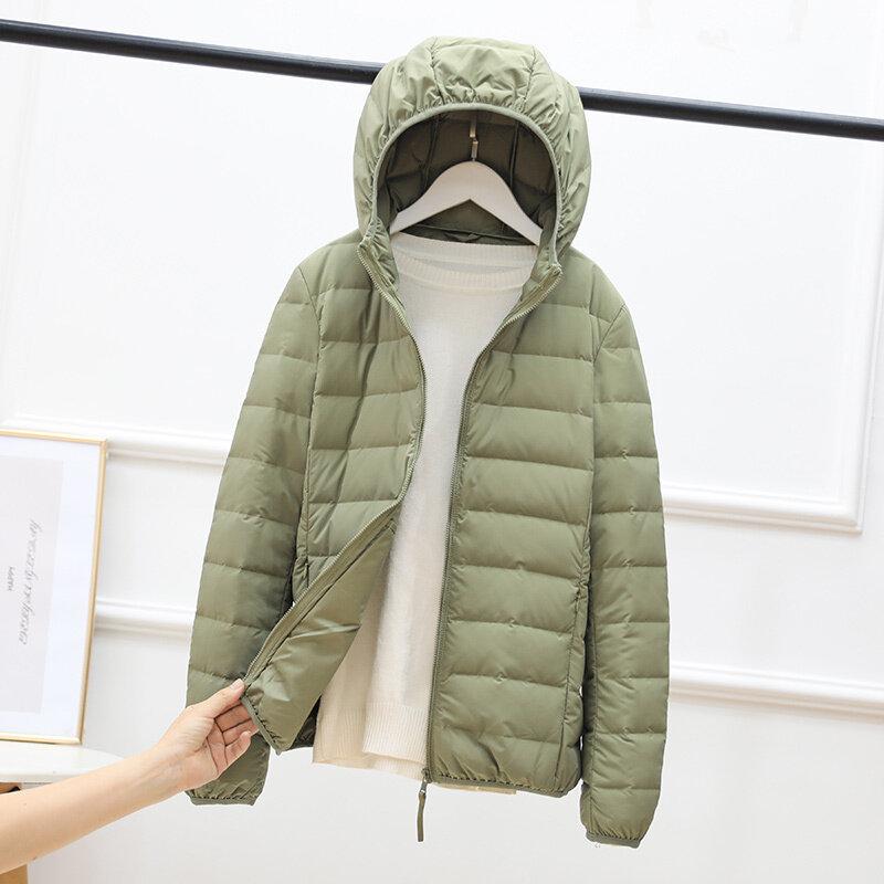Autumn and Winter New Seamless Light Down Jacket Women's Short Hooded Fashion Korean Version Slim Thin Women's Coat