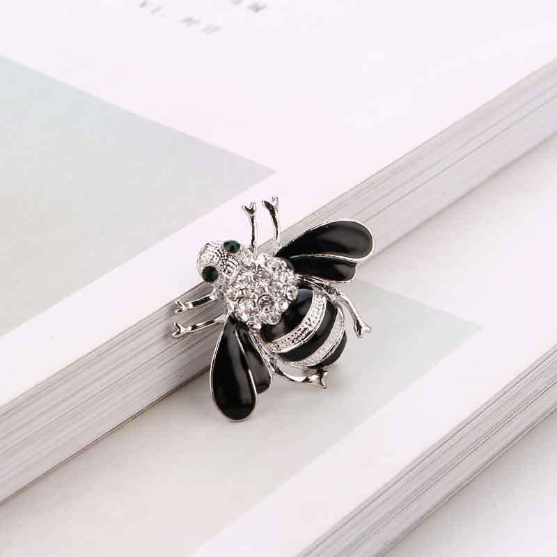 Брошь в виде пчелы с каплями масла в новом стиле - милая булавка в виде животного для воротников и аксессуаров одежды