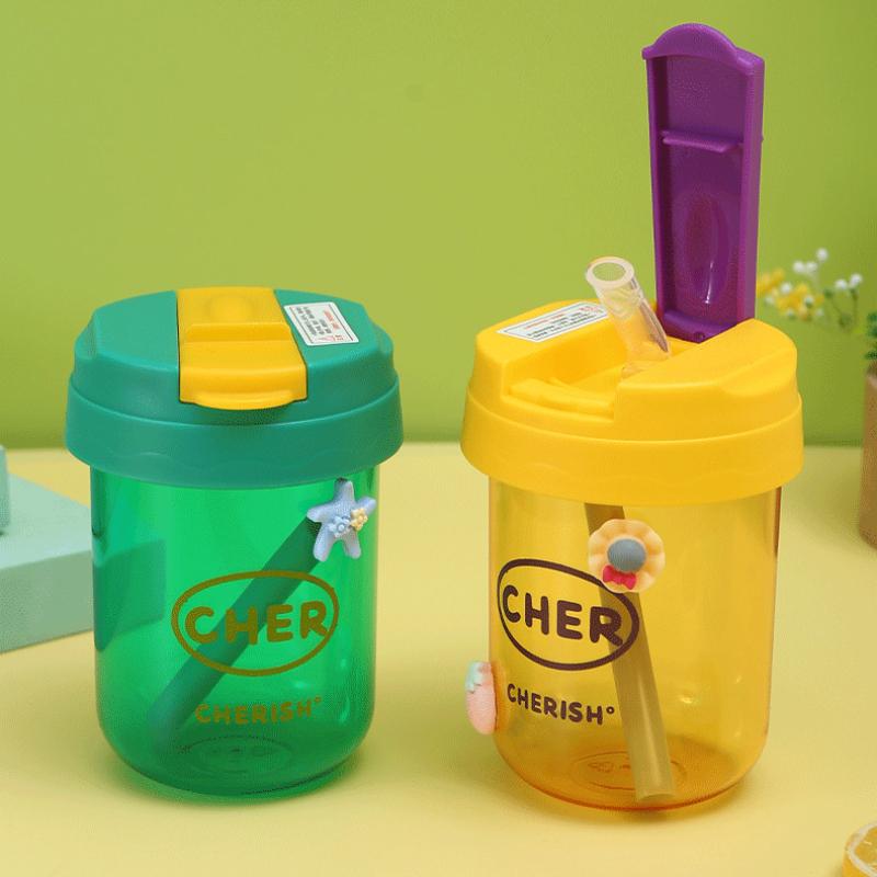 Large Capacity 330ml Portable Plastic Water Bottle With Straw Cute Cartoon Design Sealed Leak Proof Cup For School Office Travel MIT