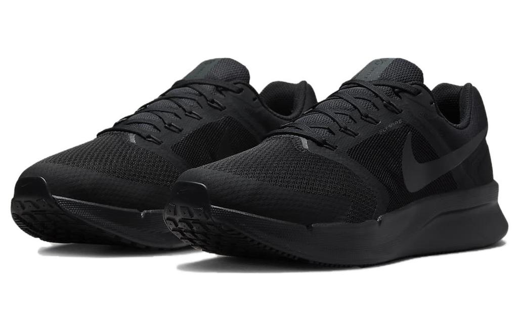 Nike Запустите Swift 3 'Triple Black' DR2695-003