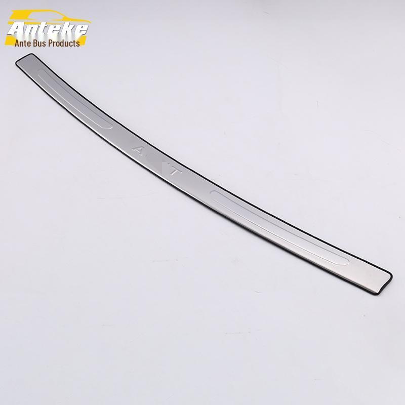 Tiida Rear Guard Plate Sequins: Trunk Tailgate Bumper Pedal Modification Accessory