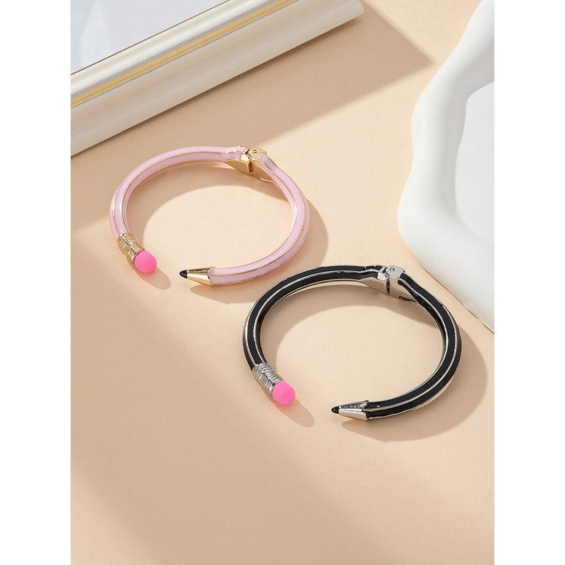 and Elegant Artistic Bracelet with a Unique European and American Light Luxury Design, Featuring a Pencil-Shaped Design That Is Fashionable and Trendy