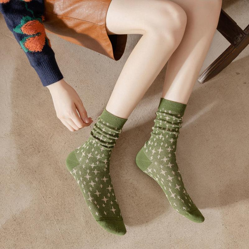 Winter New Socks Retro Avocado Green Mid-Calf Socks Light-Coloured Striped Student Pile Socks Women's Socks