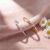 Кольцо Miki Jewelry с бриллиантом-солитером на тонком ободке, штабелируемое, для повседневного ношения