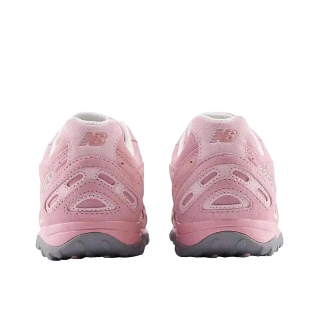 New Balance 204L Pastel Pink
