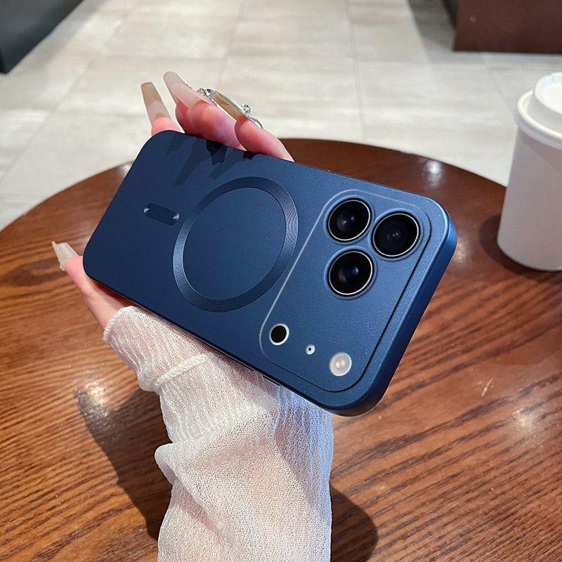 Чехол для мобильного телефона iPhone17PROMAX из жидкого силикона с магнитной адсорбцией, подходит для Apple 16 с плёнкой для объектива, мягкая защитная крышка 15