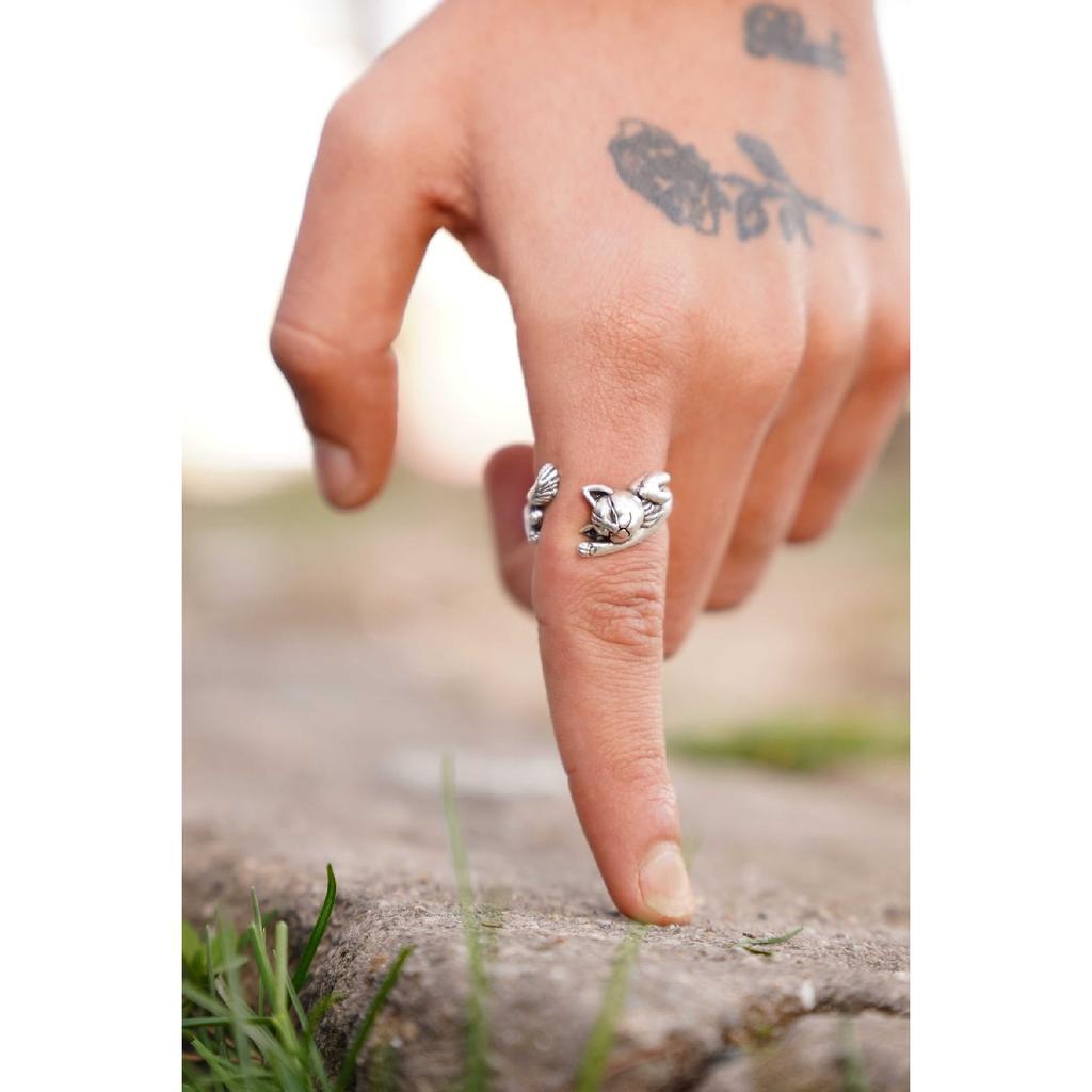 Антикварное посеребренное регулируемое кольцо в форме спящего счастливого кота