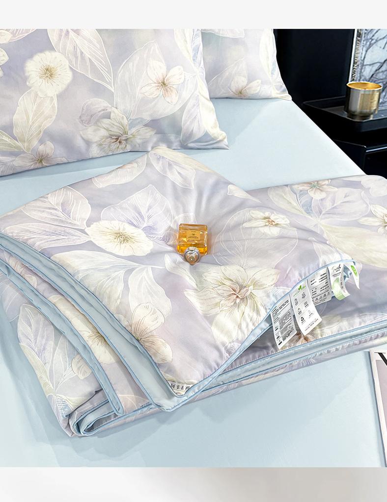 100% Lyocell Tencel Summer is washed with silkworm pupa protein in a four piece set of student dormitories, and Tencel air conditioning is used