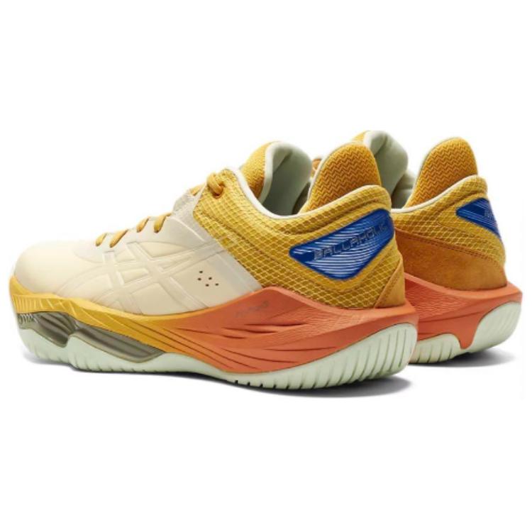 Asics Nova Surge Low Ballaholic Ванильный 1061A050-250
