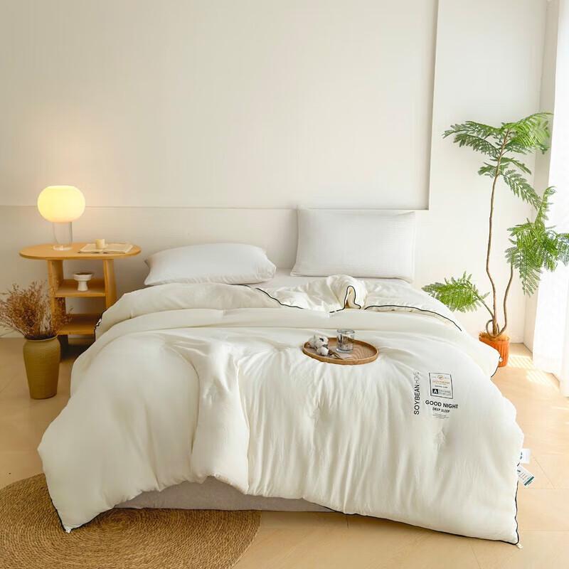 Grace Cotton Soybean All-Season Duo Quilt