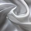 Белая гладкая и струящаяся атласная ткань с водяным блеском, подходящая для свадебных платьев, вечерних нарядов и тканей для рукоделия DIY