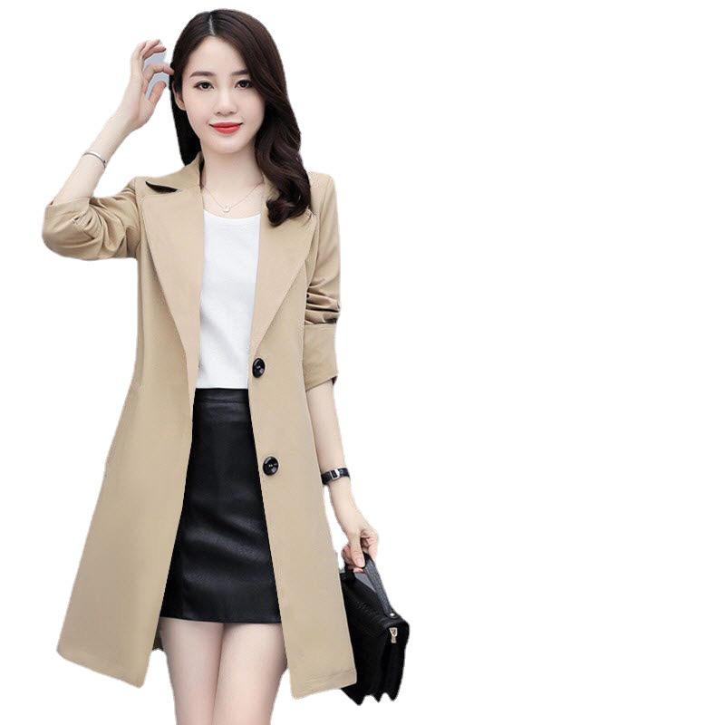 Женская ветровка средней длины в британском стиле весна/осень 2024 г.: Шикарная, высококачественная, модная свободная куртка в корейском стиле.