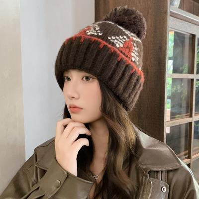Новая осенне-зимняя вязаная шапка в корейском стиле в стиле Fair Isle для женщин, ретро, подчеркивающая лицо, маленькая шапка-пуловер, теплая шерстяная шапка