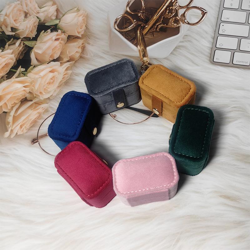 Мини-бархатная шкатулка-органайзер для ювелирных изделий для женщин, переносная дорожная коробка для хранения сережек и колец, витрина для ювелирных изделий