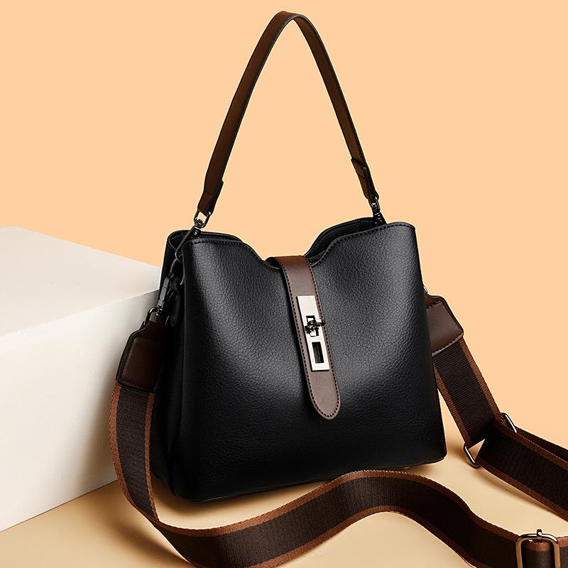 Lightweight women's simple shoulder bag, new casual shopping messenger bag, double-layer large-capacity women's bag, mother bag.